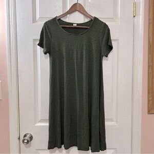 Old Navy Short Sleeved Knit Swing Dress Olive Green Black Striped Size Medium